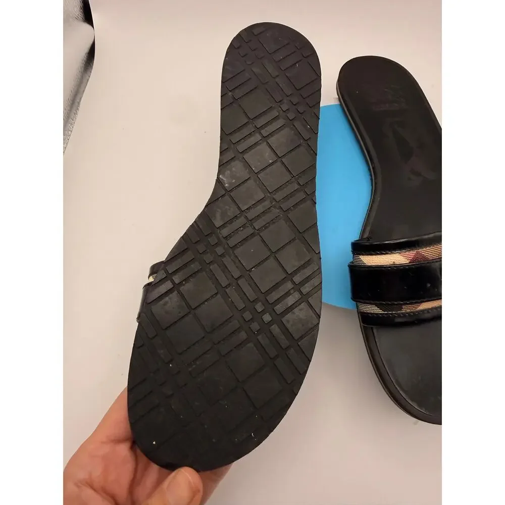 Burberry nova check pattern, leather slides